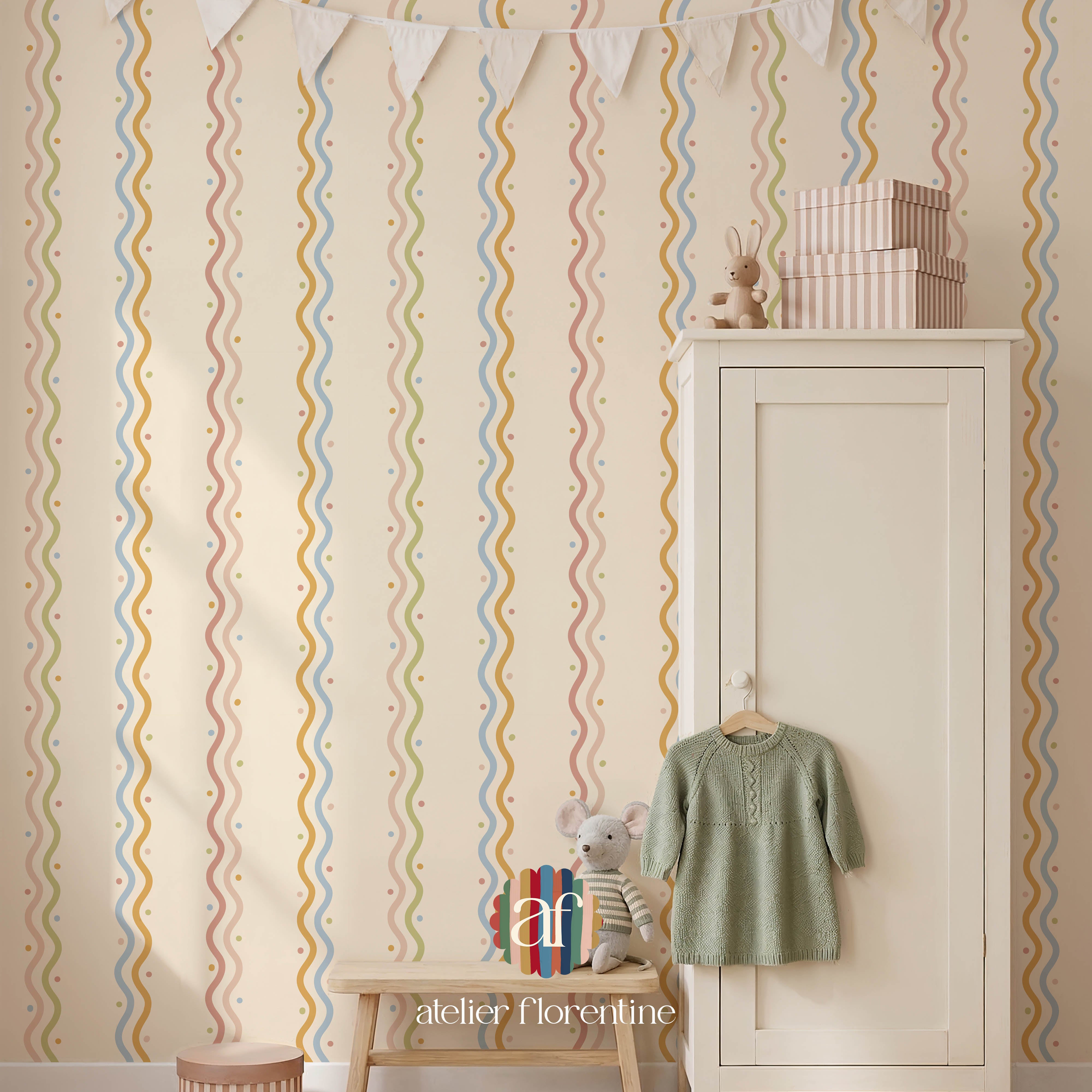 Wallpaper Playful stripes - Pink